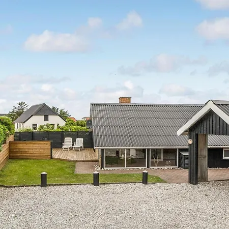 3 Bedroom Nice In Thisted Holiday home *