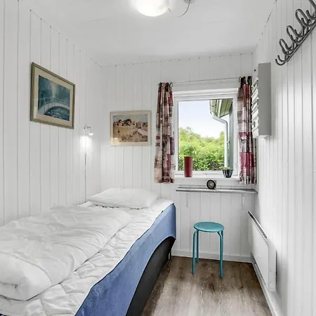 3 Bedroom Nice In Thisted Holiday home Norre Vorupor